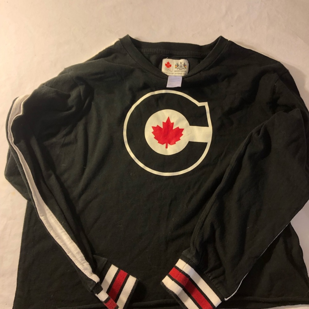 Hudsons Bay Team Canada Olympics Longsleeve T Shirt Size 14-16 boys